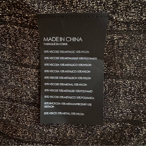 Club Monaco Metallic pleated Knit skirt - Picture 4 of 5